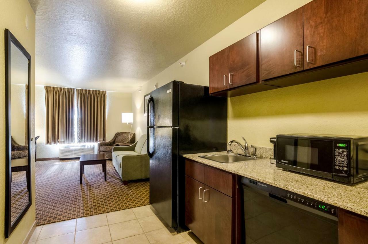 Cobblestone Inn And Suites - Eaton Exterior photo